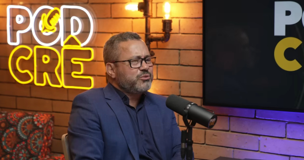 Pastor Edésio de Oliveira compartilha experiências de paternidade em episódio especial do “PodCrê” de Dia dos Pais