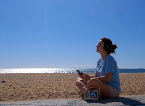 Play Tamoios: A Rádio que Faz a Fé Ecoar em Todo Lugar